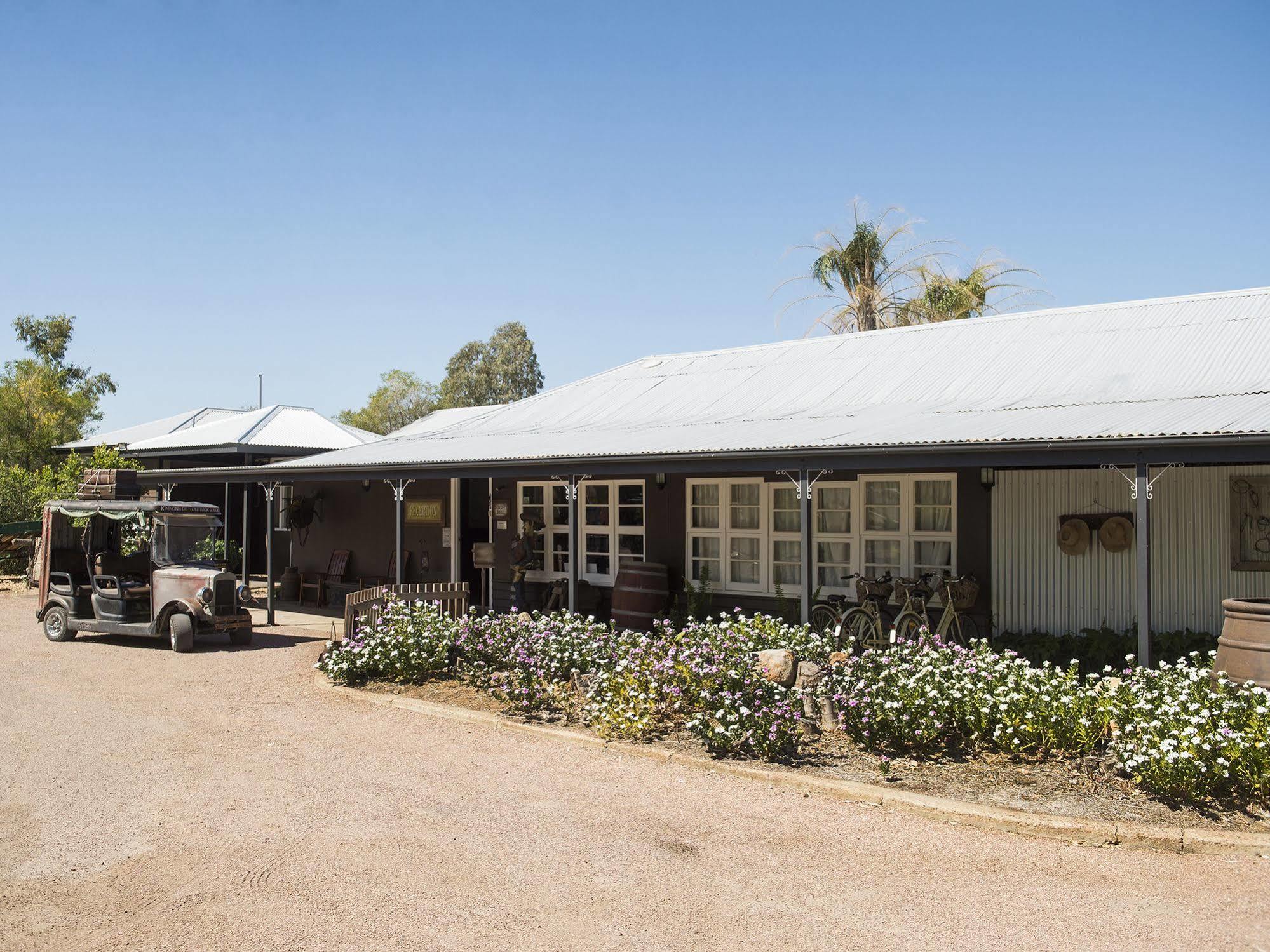 Saltbush Retreat Villa Longreach Exterior foto